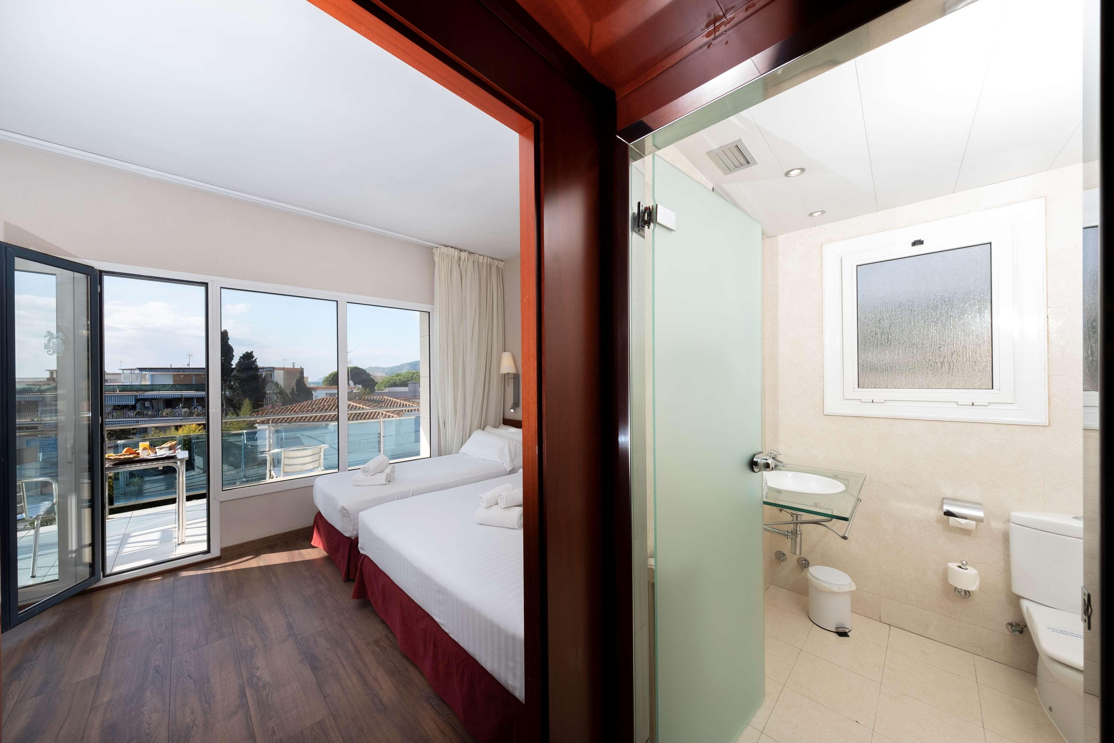 Best Western Hotel Mediterraneo Castelldefels Eksteriør billede
